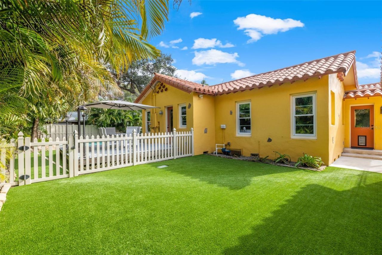 1431 22nd Avenue N, Saint Petersburg, FL 33704 Photo