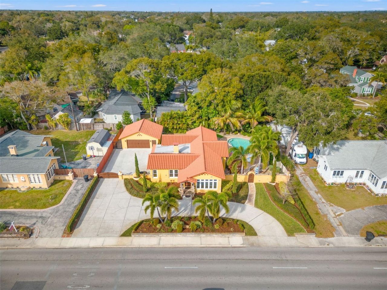 1431 22nd Avenue N, Saint Petersburg, FL 33704 Photo