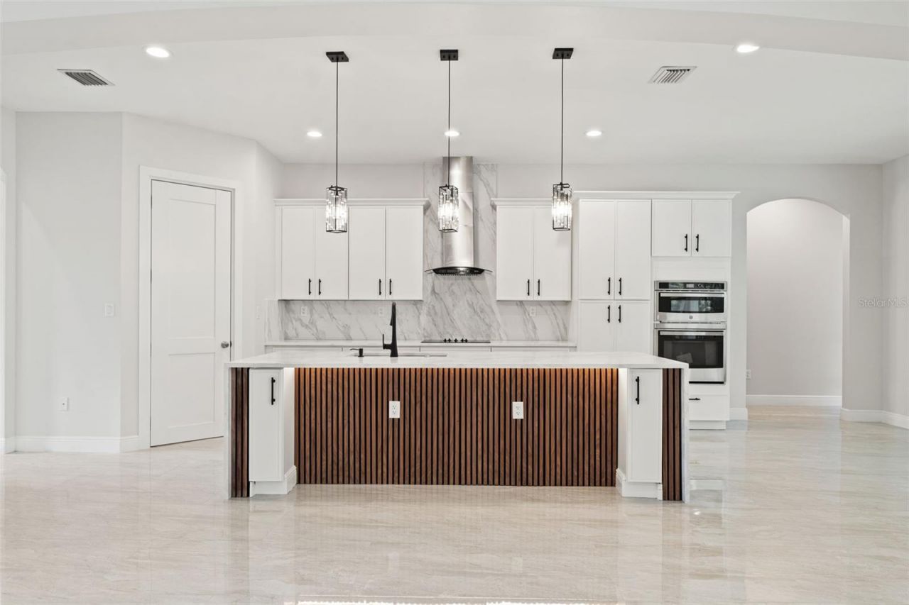 10700 Pontofino Circle, Trinity, FL 34655 Photo