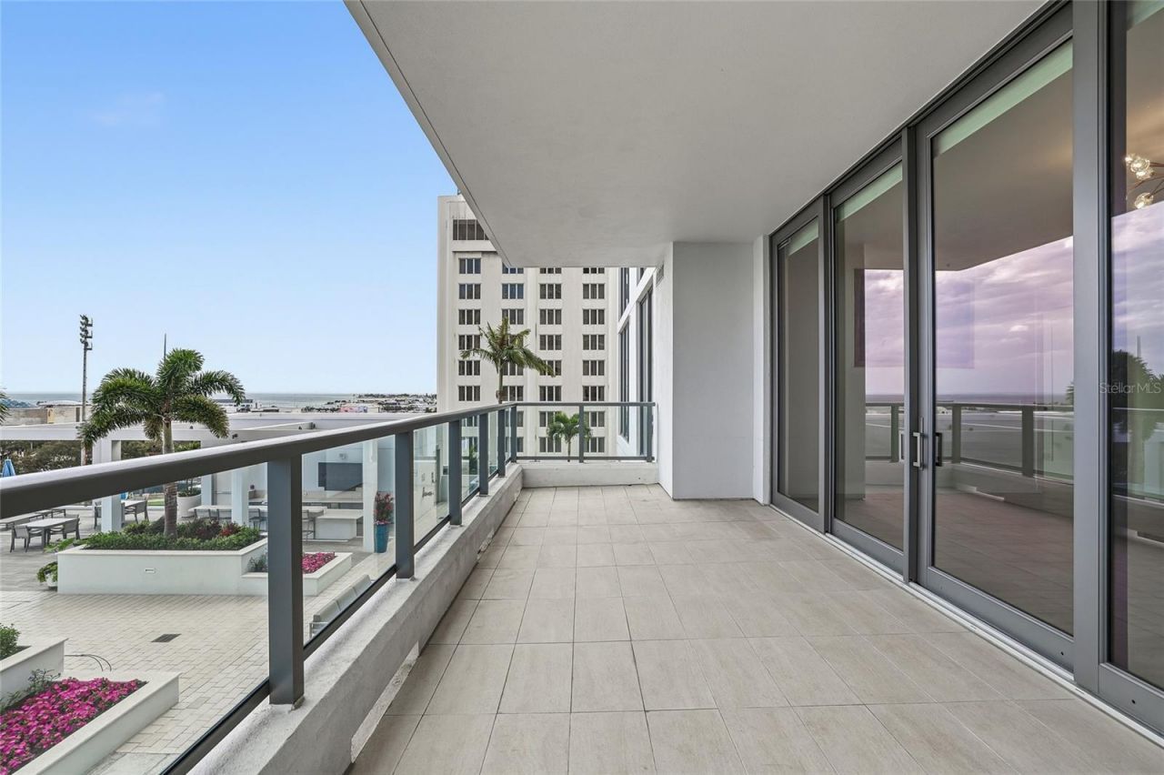 301 1st Street S, Unit 802, Saint Petersburg, FL 33701 Photo