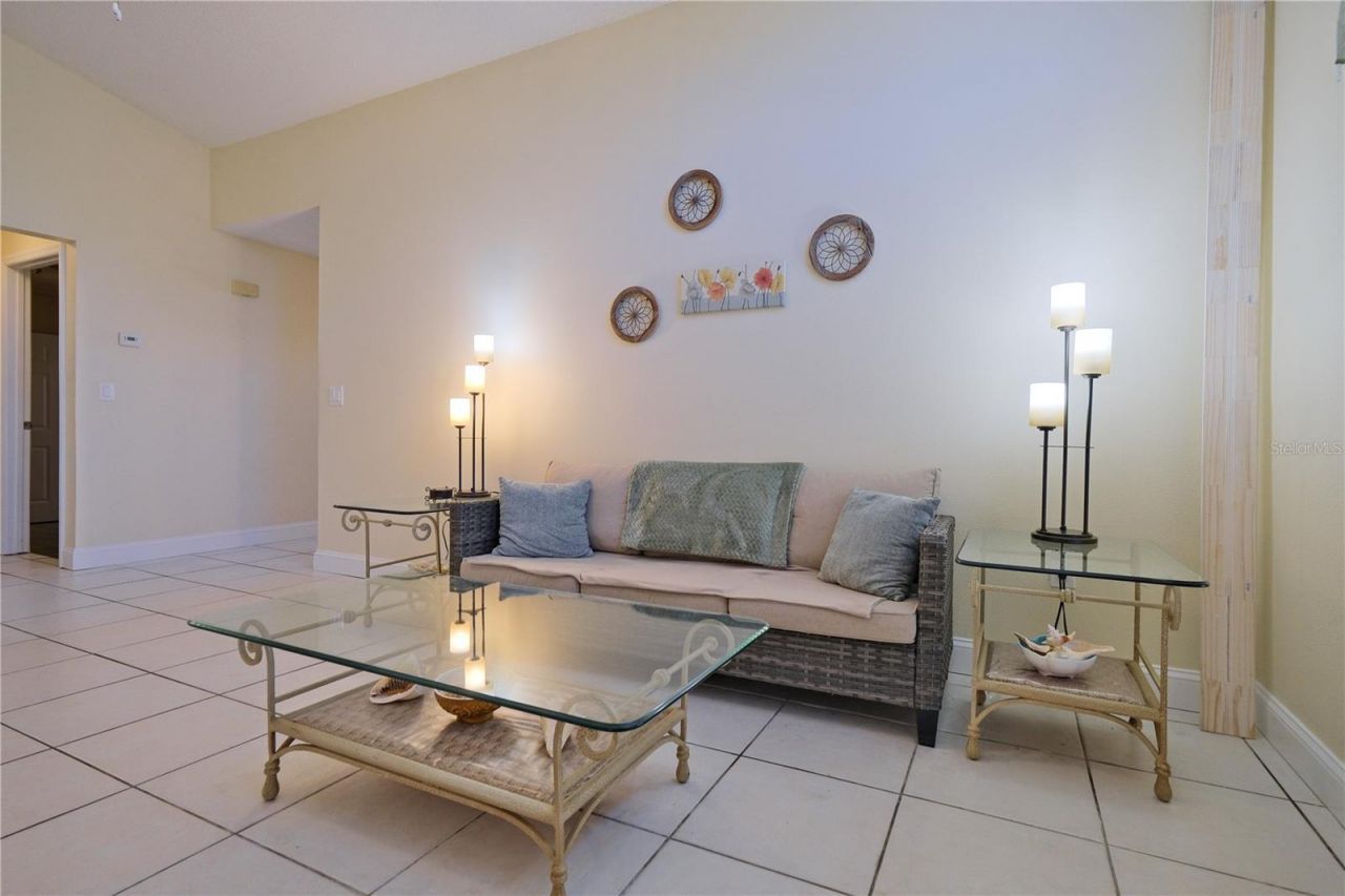 3549 65th Avenue Circle E, Sarasota, FL 34243 Photo