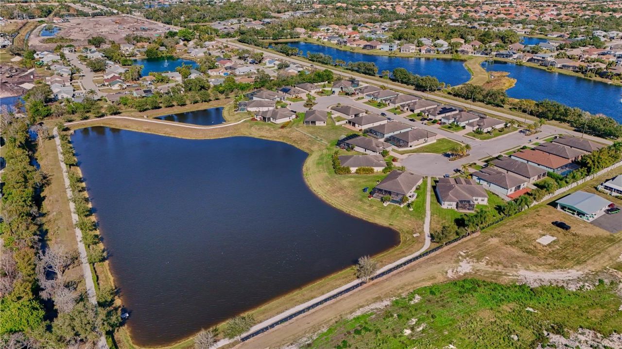 3549 65th Avenue Circle E, Sarasota, FL 34243 Photo