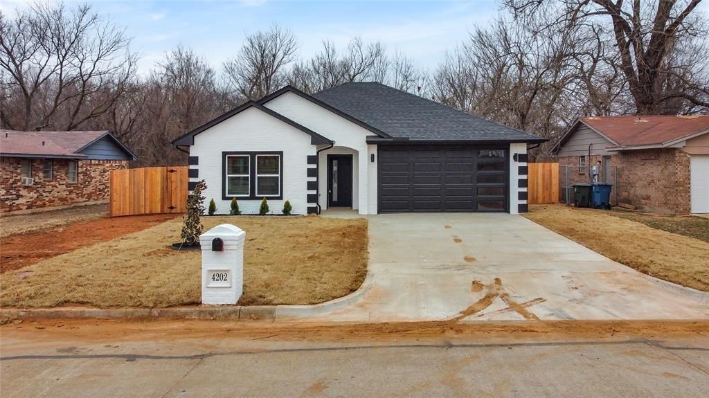 4202 N Shadybrook Drive, Midwest City, OK 73110 Main Photo