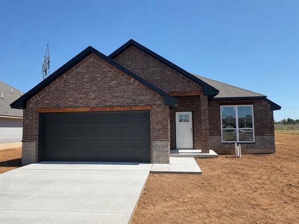 14012 Tybee Island Drive, Yukon, OK 73099