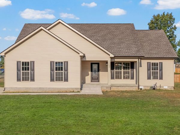 109 Morningside Dr , Clarksville, TN 37042