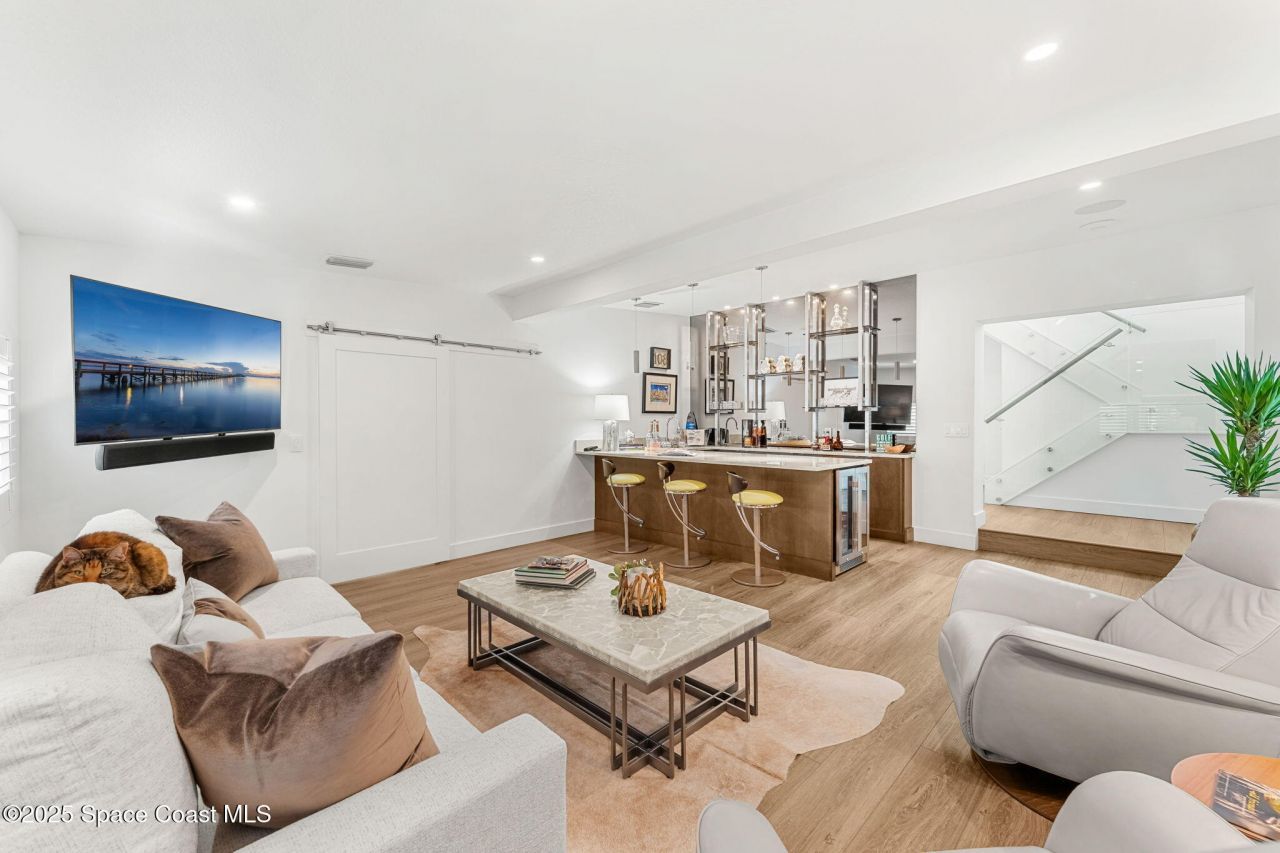 1081 S Atlantic Avenue, Cocoa Beach, FL 32931 Photo