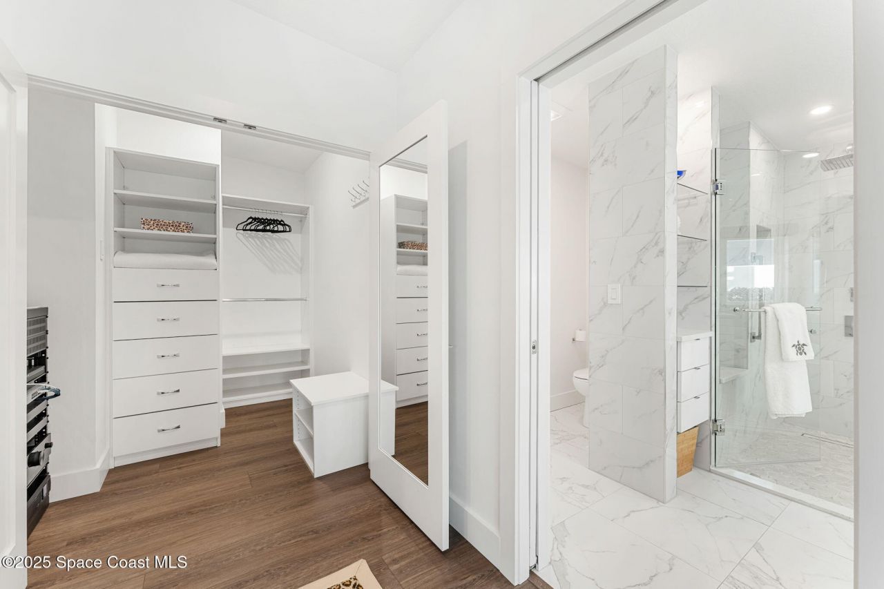 1081 S Atlantic Avenue, Cocoa Beach, FL 32931 Photo