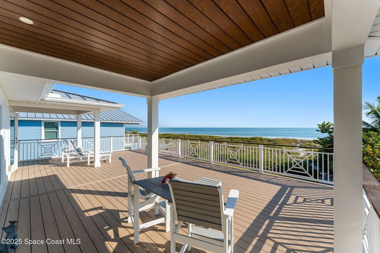 1081 S Atlantic Avenue, Cocoa Beach, FL 32931 Photo