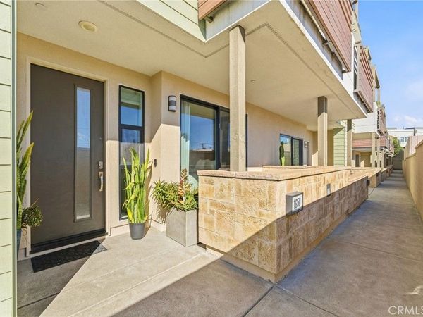 1650 Topanga Avenue, Costa Mesa, CA 92627