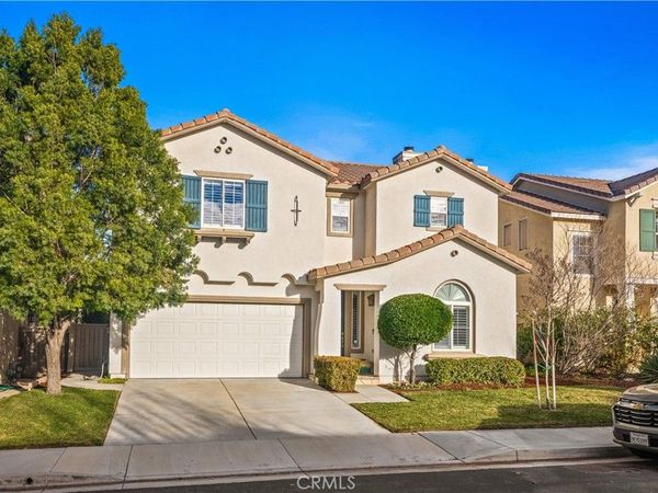 27224 Sterling Grove, Canyon Country, CA 91387