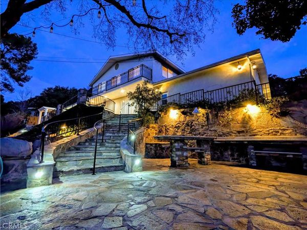 60 Upper Lake Road, Thousand Oaks, CA 91361