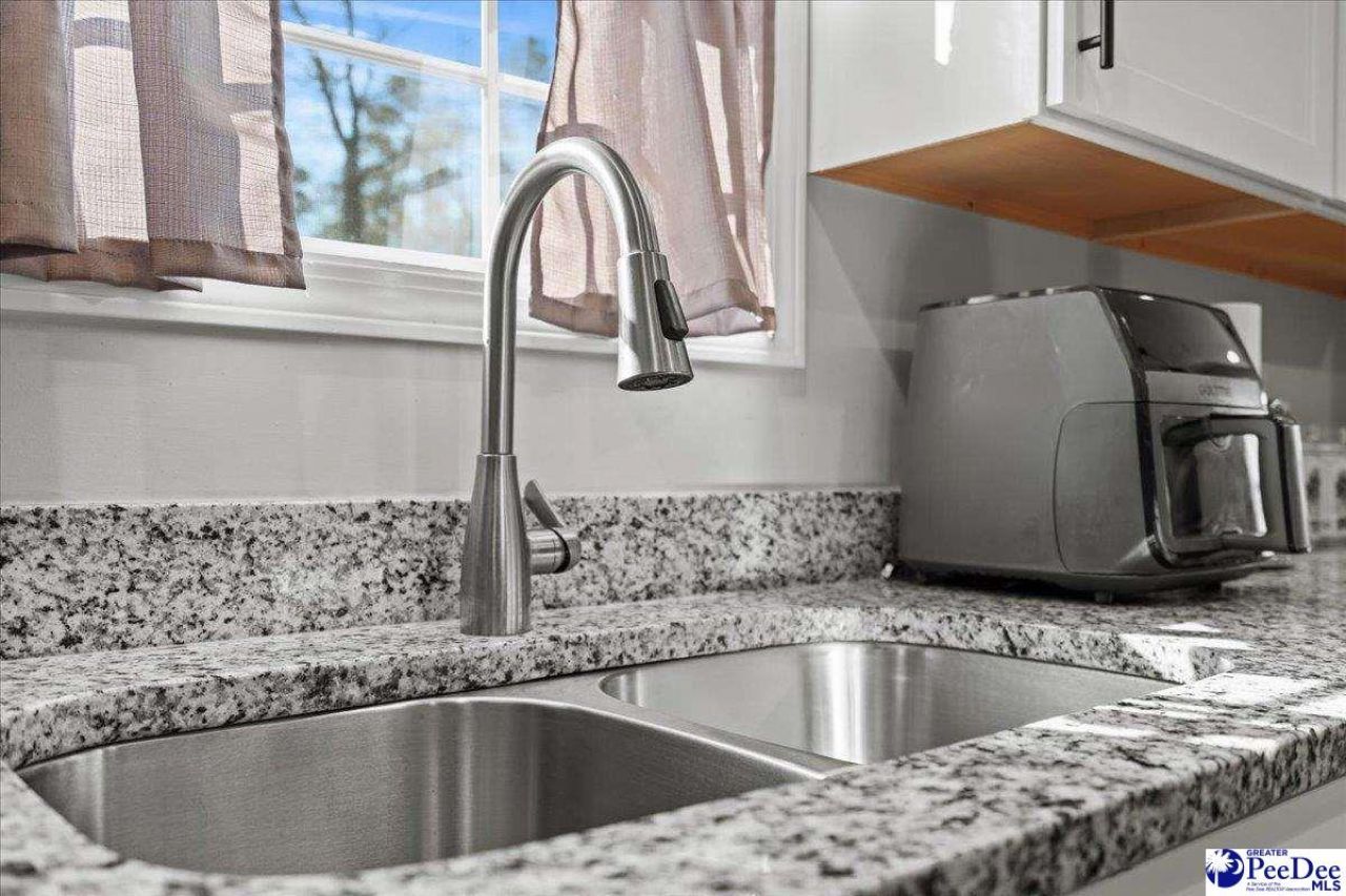 17 S Milton Rd Photo 12