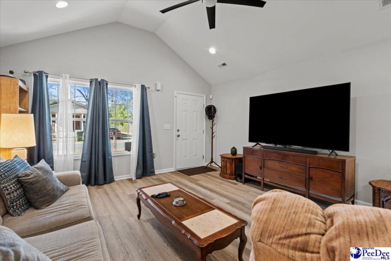 17 S Milton Rd Photo 13