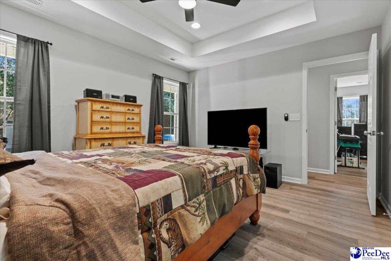 17 S Milton Rd Photo 23