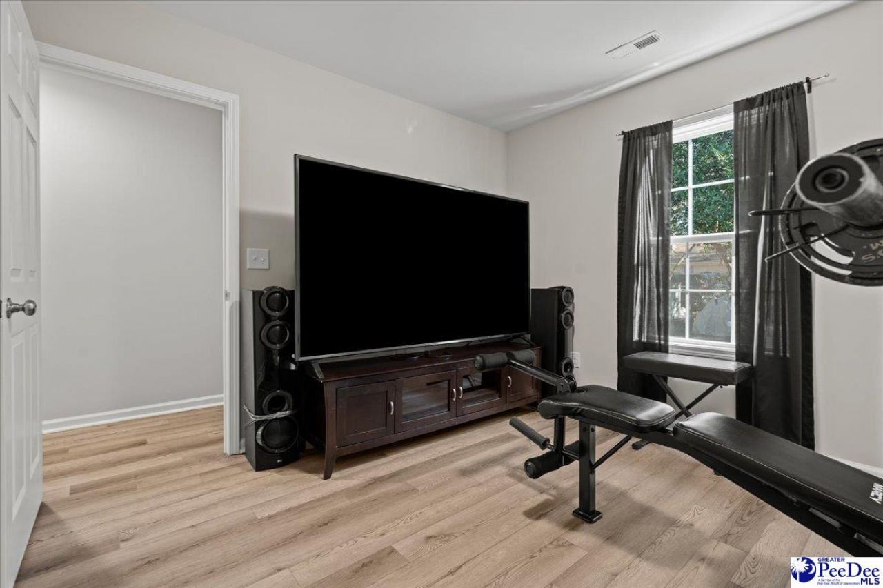 17 S Milton Rd Photo 29