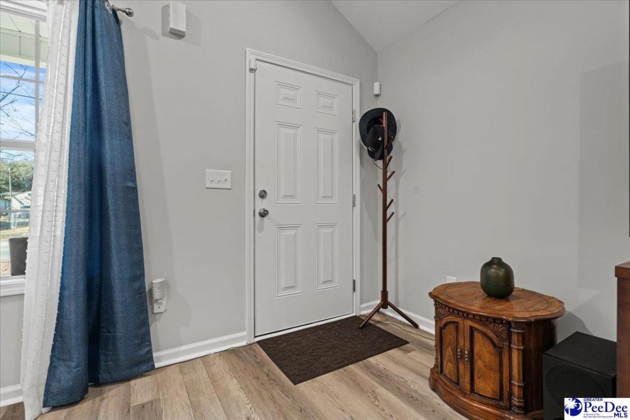 17 S Milton Rd Photo 6