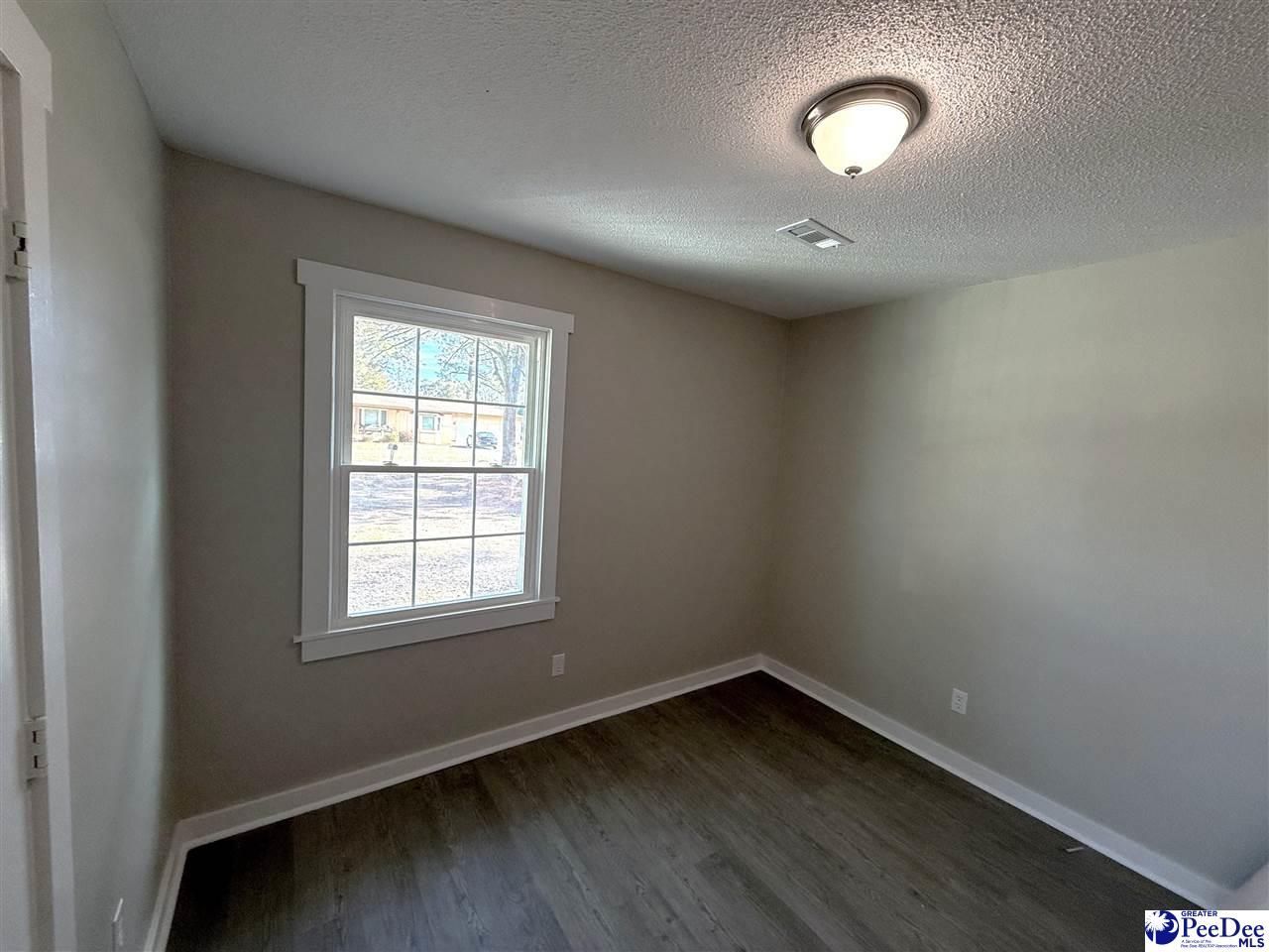 532 Palm Circle Photo 10