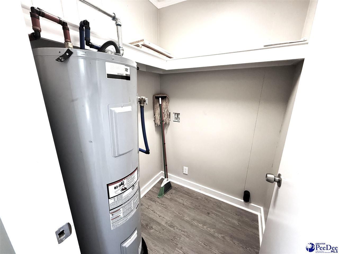 532 Palm Circle Photo 8