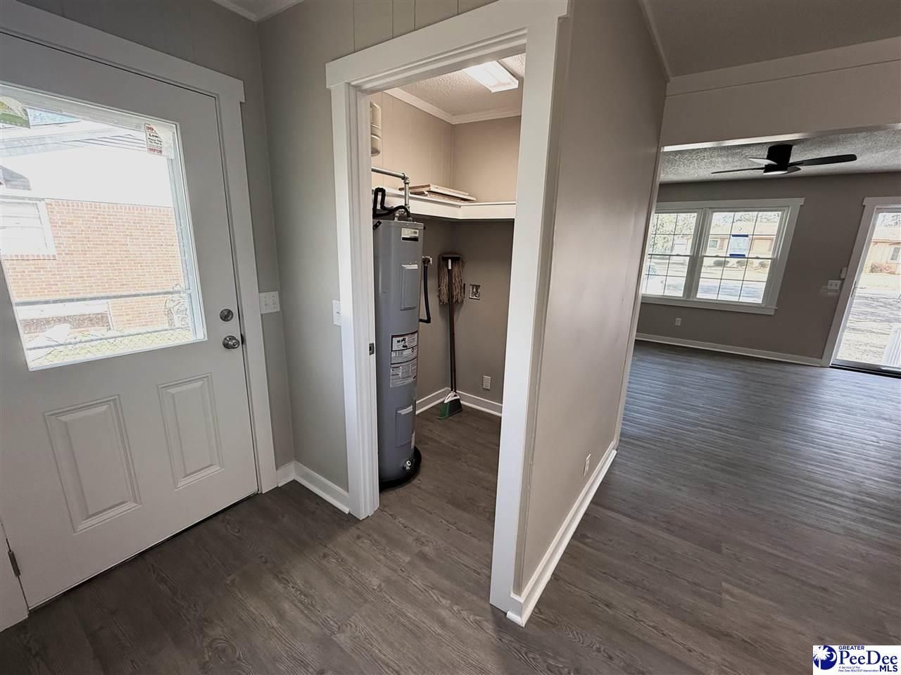 532 Palm Circle Photo 9