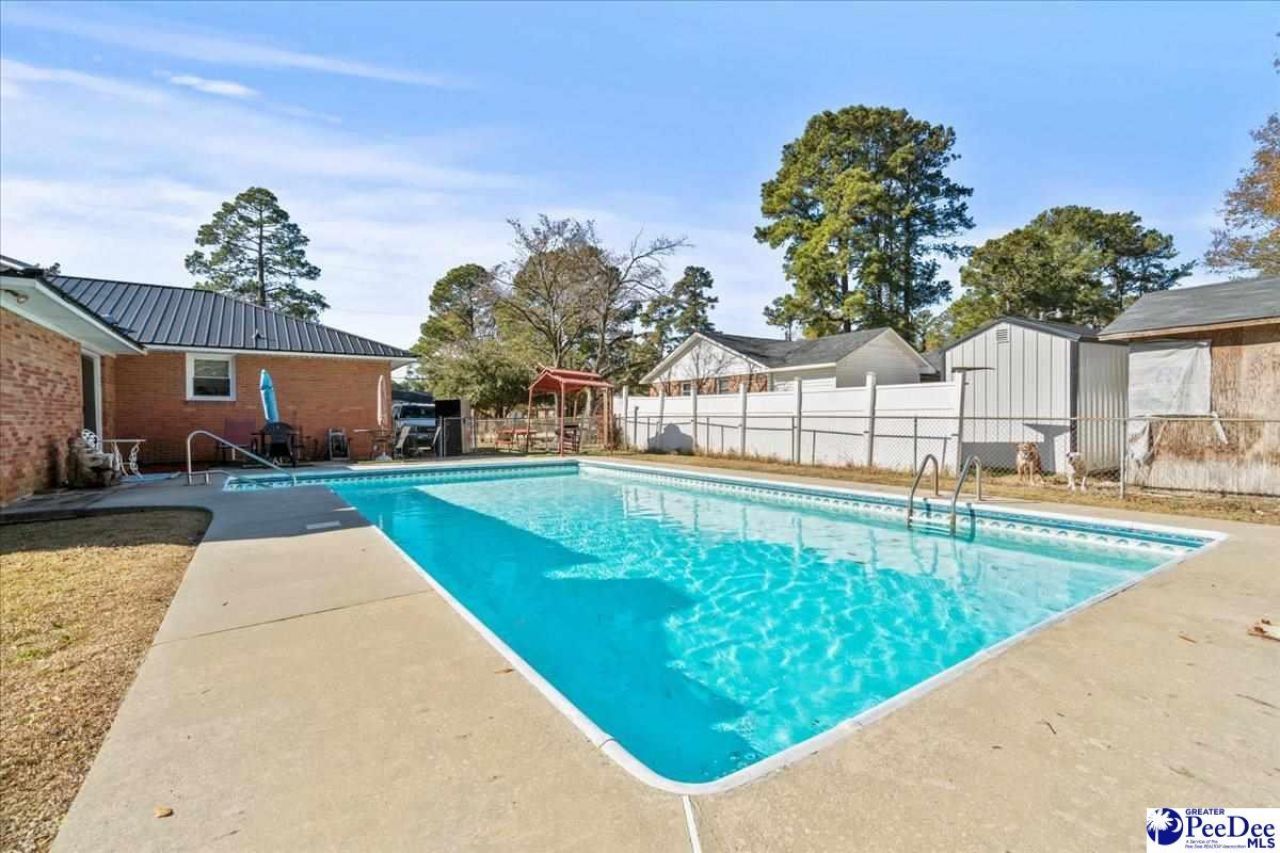 314 Hopkins St Photo 26