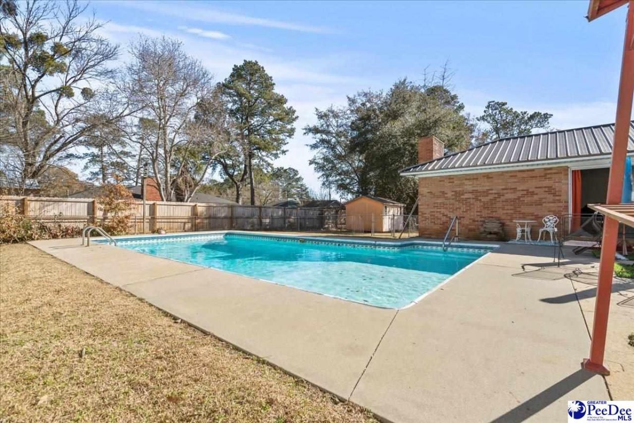 314 Hopkins St Photo 27