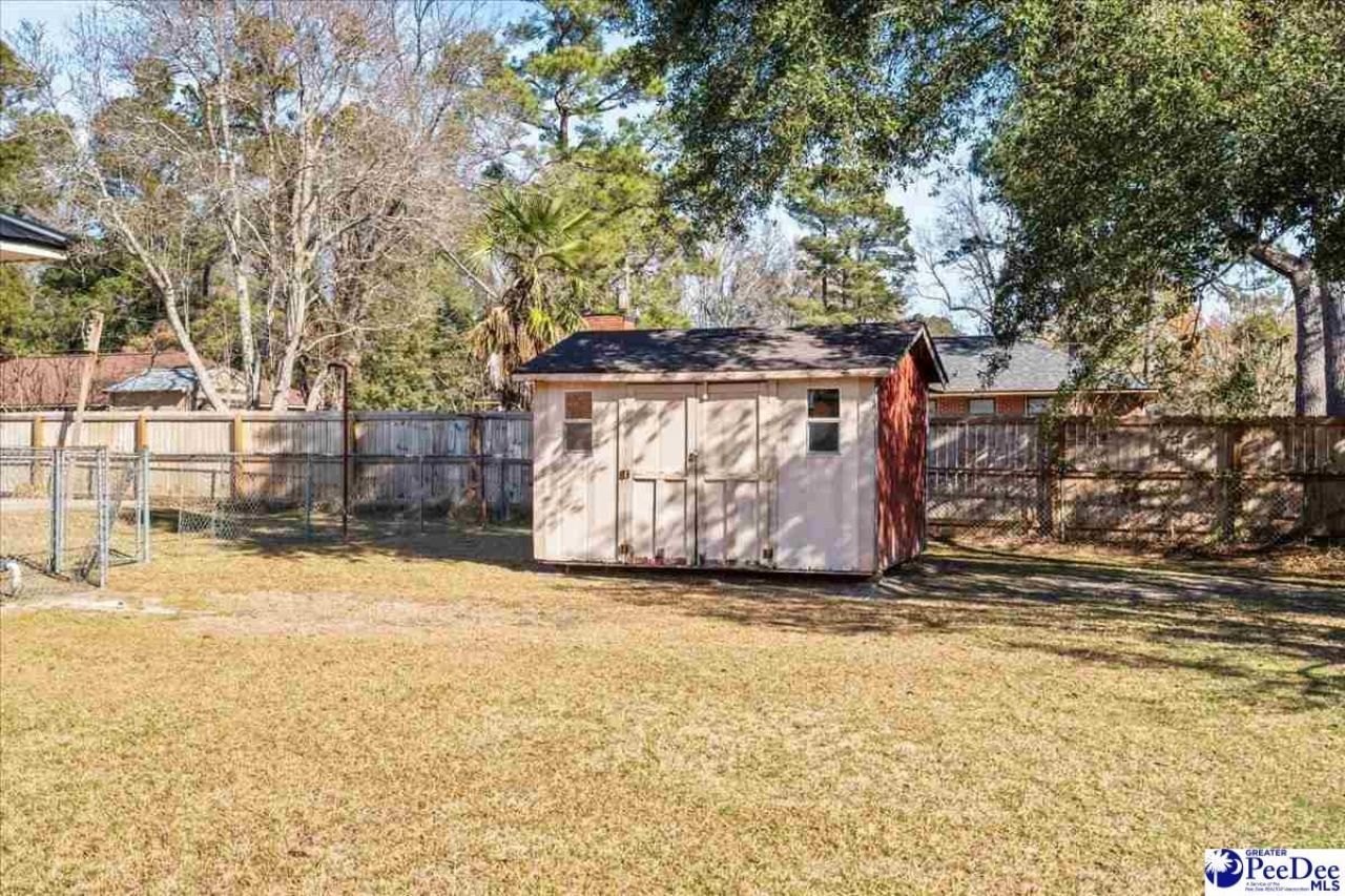 314 Hopkins St Photo 29