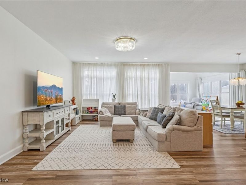 10801 Jackson Meadows Avenue, North Jackson, OH 44451 Photo 3