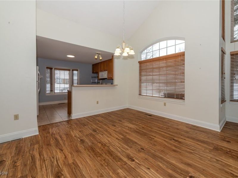 89 Furnace Run Drive, Akron, OH 44307 Photo 6