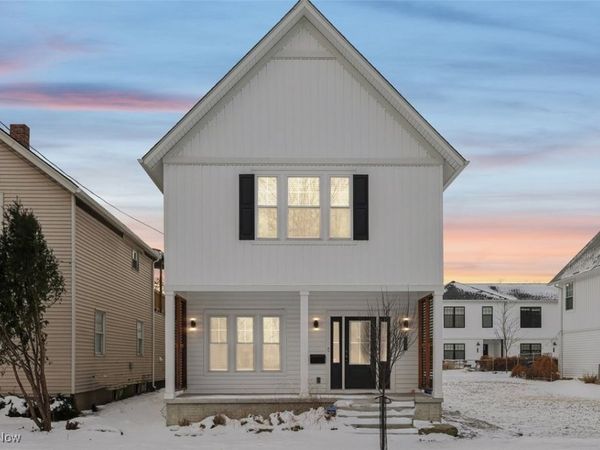 2074 W 33rd Street, Cleveland, OH 44113