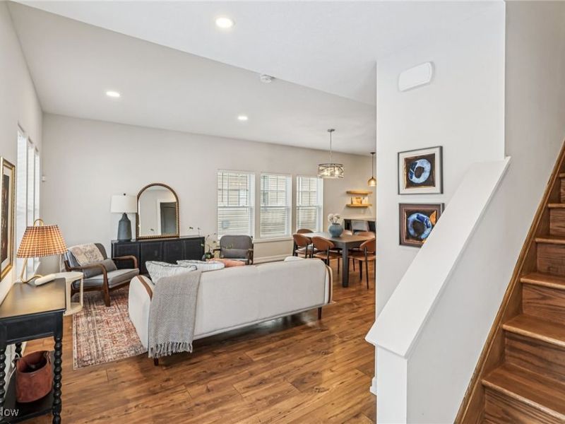 2074 W 33rd Street, Cleveland, OH 44113 Photo 15