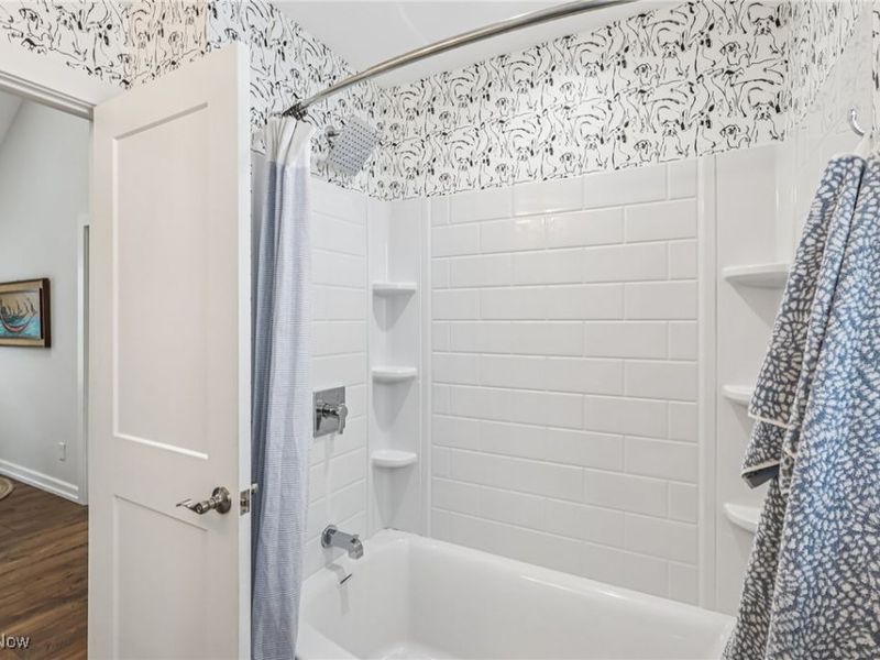 2074 W 33rd Street, Cleveland, OH 44113 Photo 31