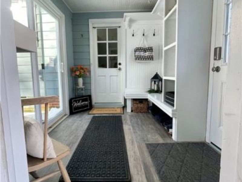 1544 Edgefield Road, Lyndhurst, OH 44124 Photo 2