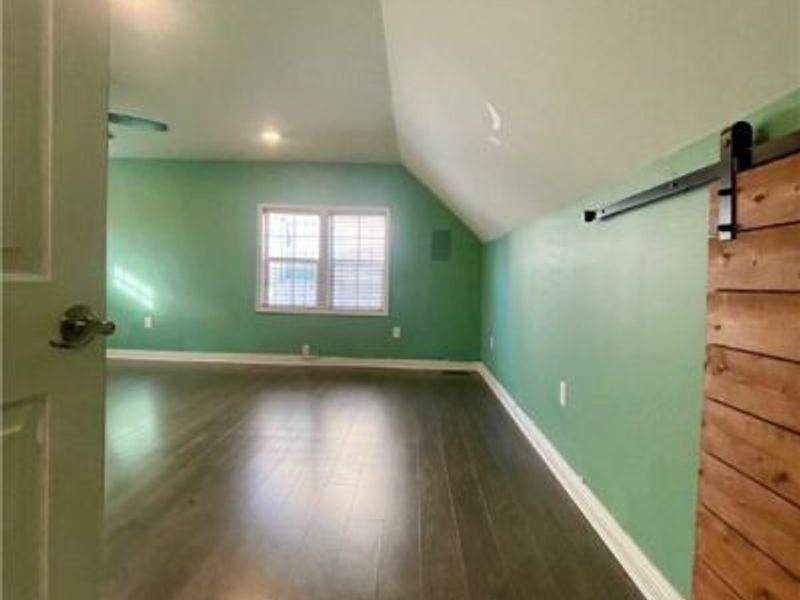 1544 Edgefield Road, Lyndhurst, OH 44124 Photo 25