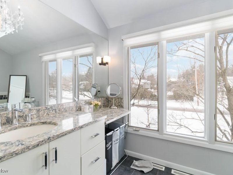 26300 Bernwood Road, Beachwood, OH 44122 Photo 15