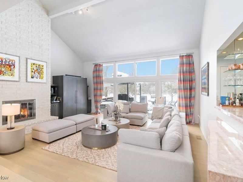 26300 Bernwood Road, Beachwood, OH 44122 Photo 3