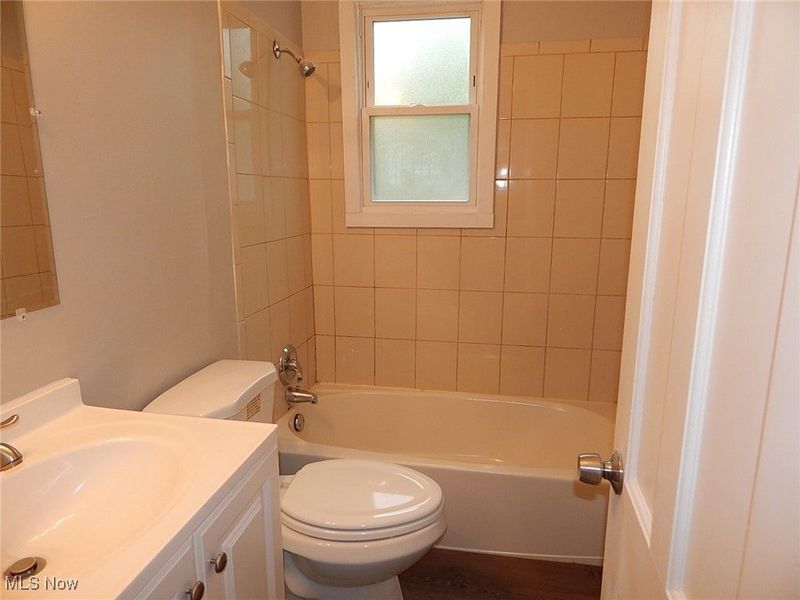 4768 Burleigh Road, Cleveland, OH 44125 Photo 7