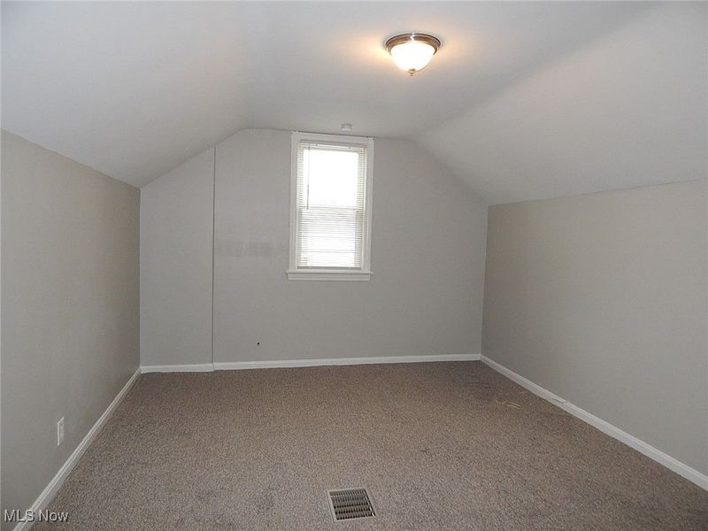 4768 Burleigh Road, Cleveland, OH 44125 Photo 8