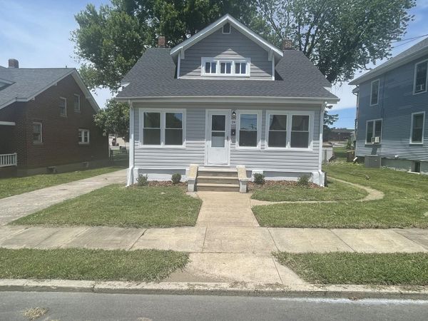 216 W Augusta AVE, Vinton, VA 24179