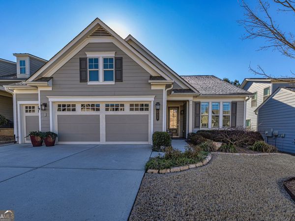 211 Spruce Pine Circle, Peachtree City, GA 30269