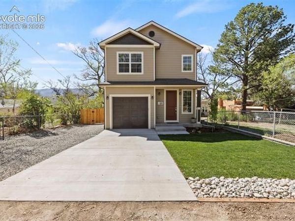 1217 Custer Avenue, Colorado Springs, CO 80903