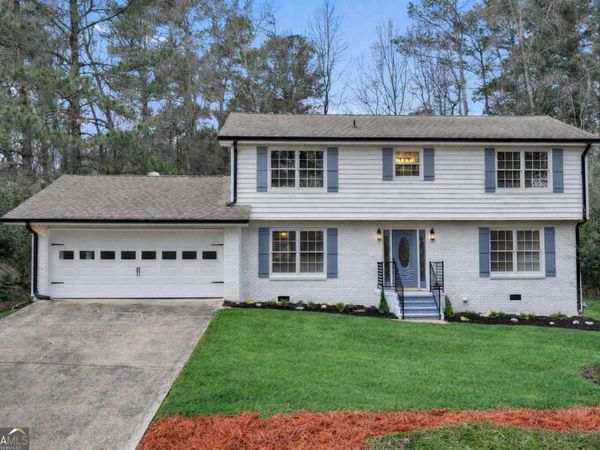 2802 Lakeview Court, Buford, GA 30519