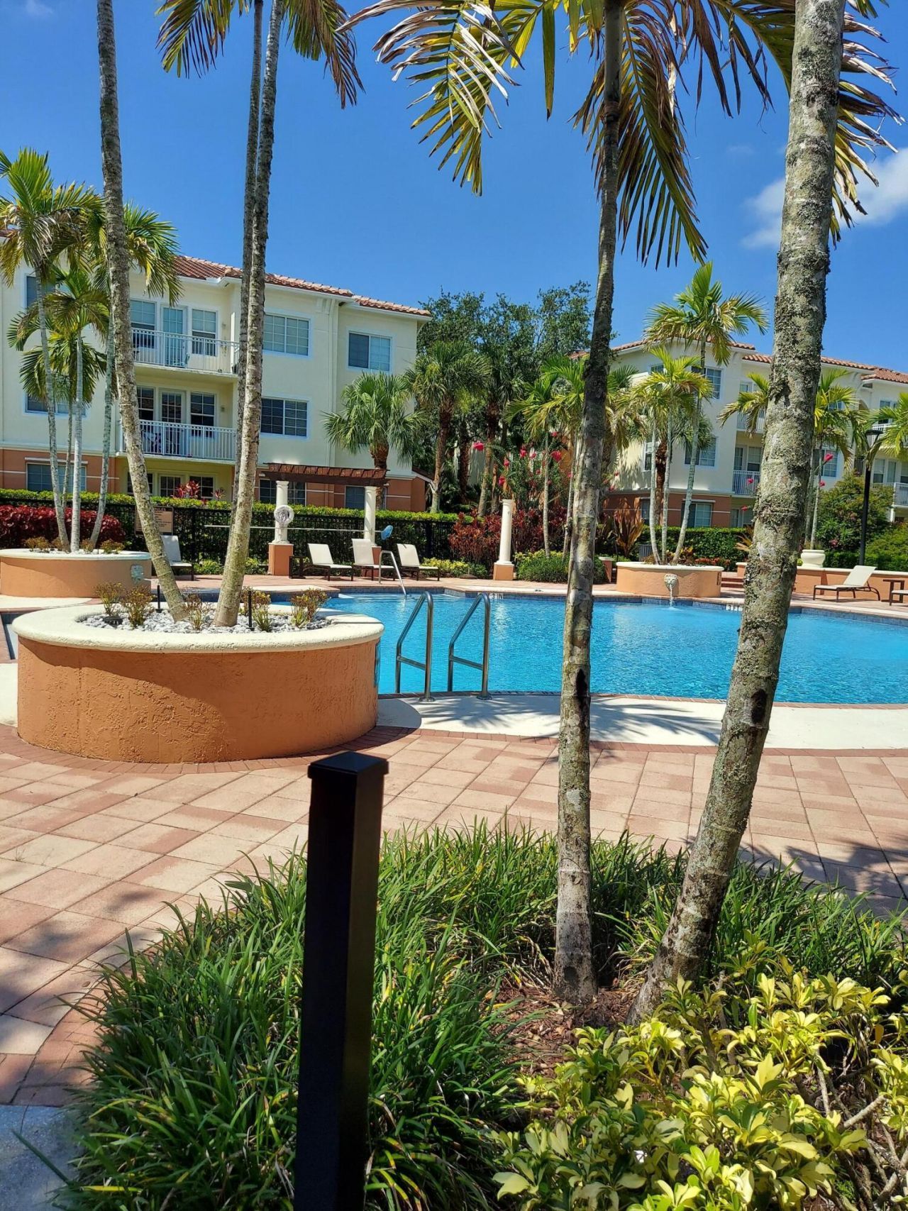 9849 Baywinds Drive, Unit 8302, West Palm Beach, FL 33411 Photo