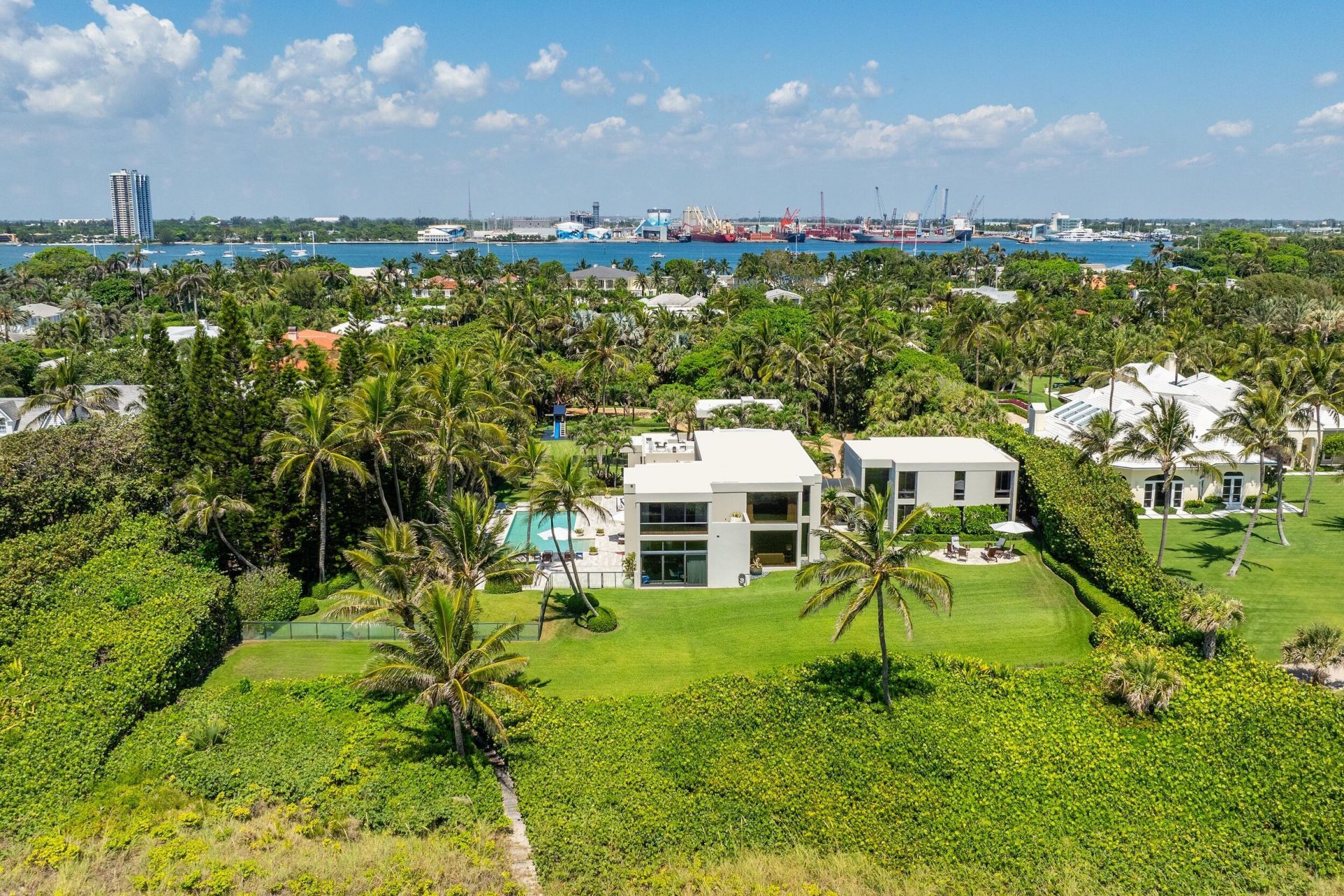 1446 N Ocean Boulevard, Palm Beach, FL 33480 Photo