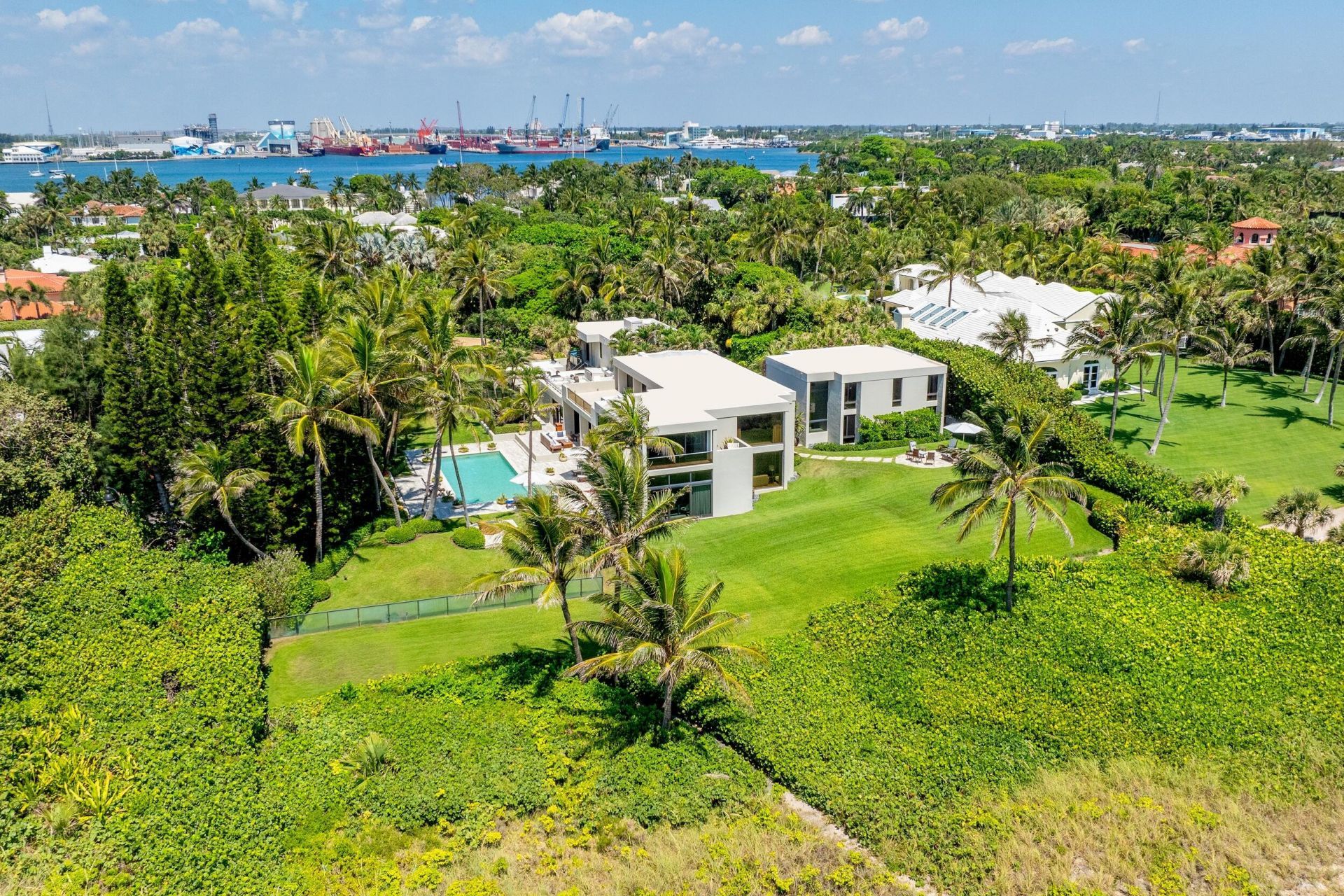 1446 N Ocean Boulevard, Palm Beach, FL 33480 Photo