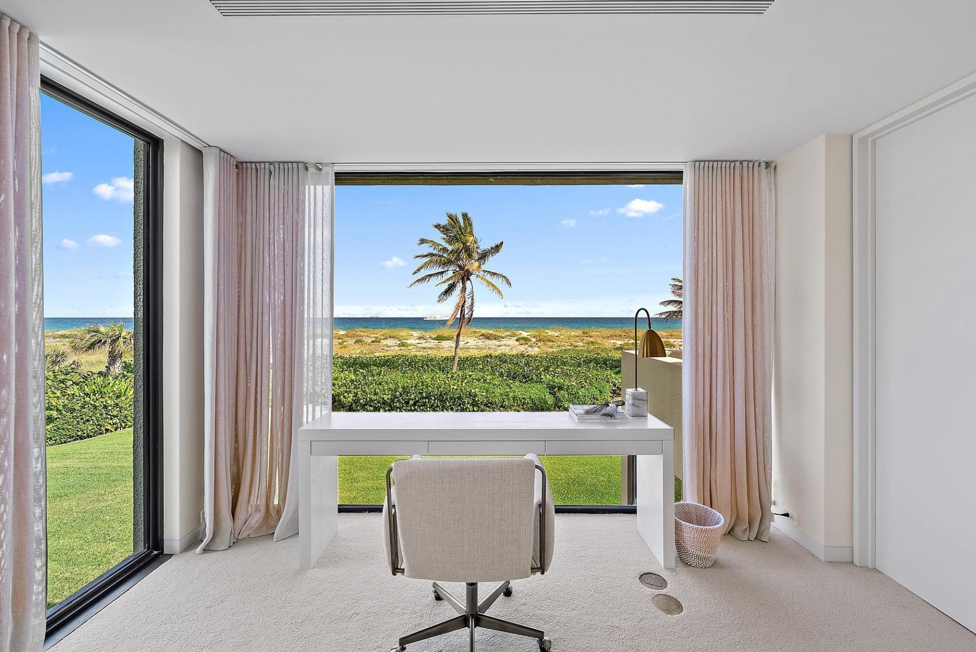 1446 N Ocean Boulevard, Palm Beach, FL 33480 Photo