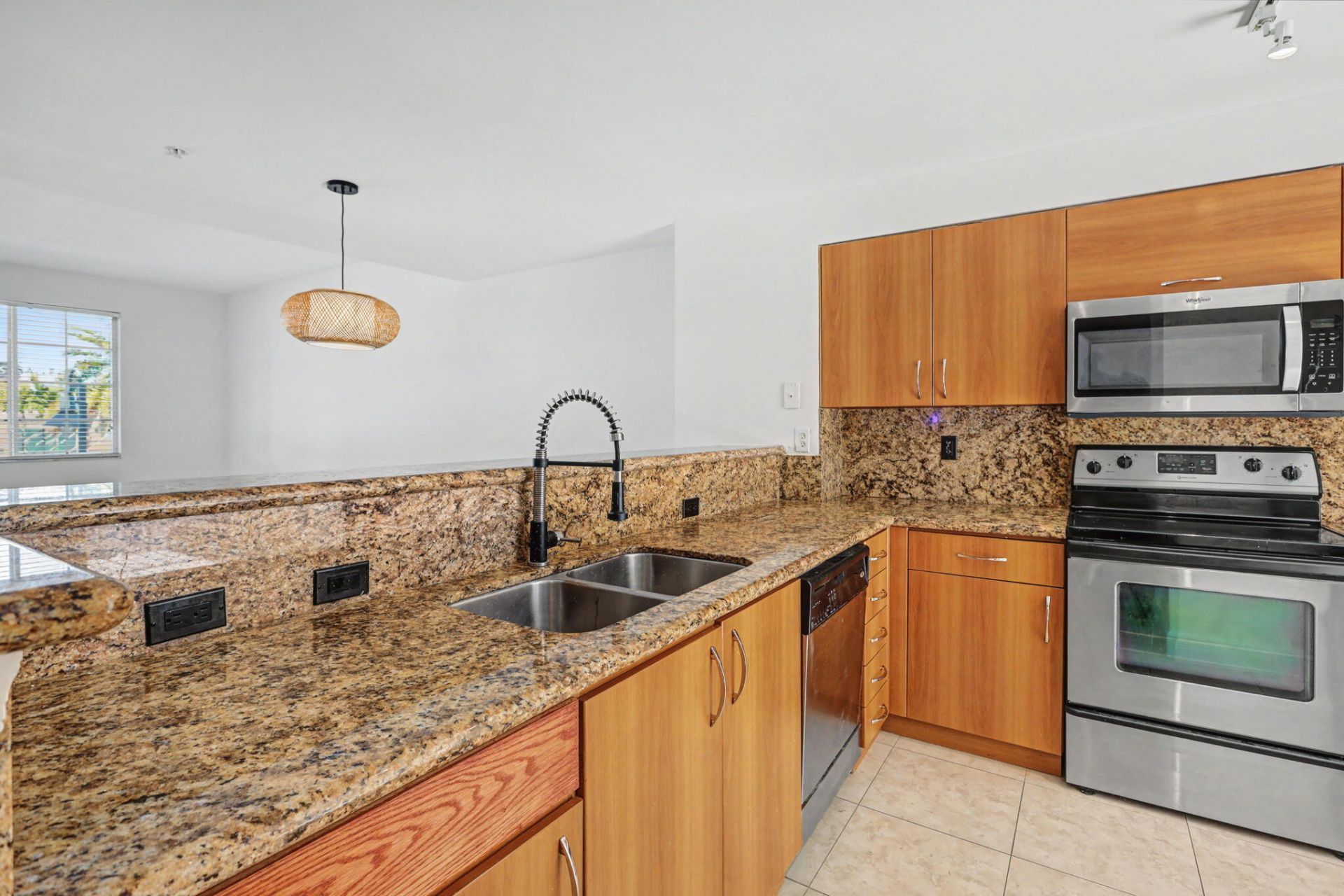 350 NE 3rd Street, Unit 3-D, Delray Beach, FL 33444 Photo