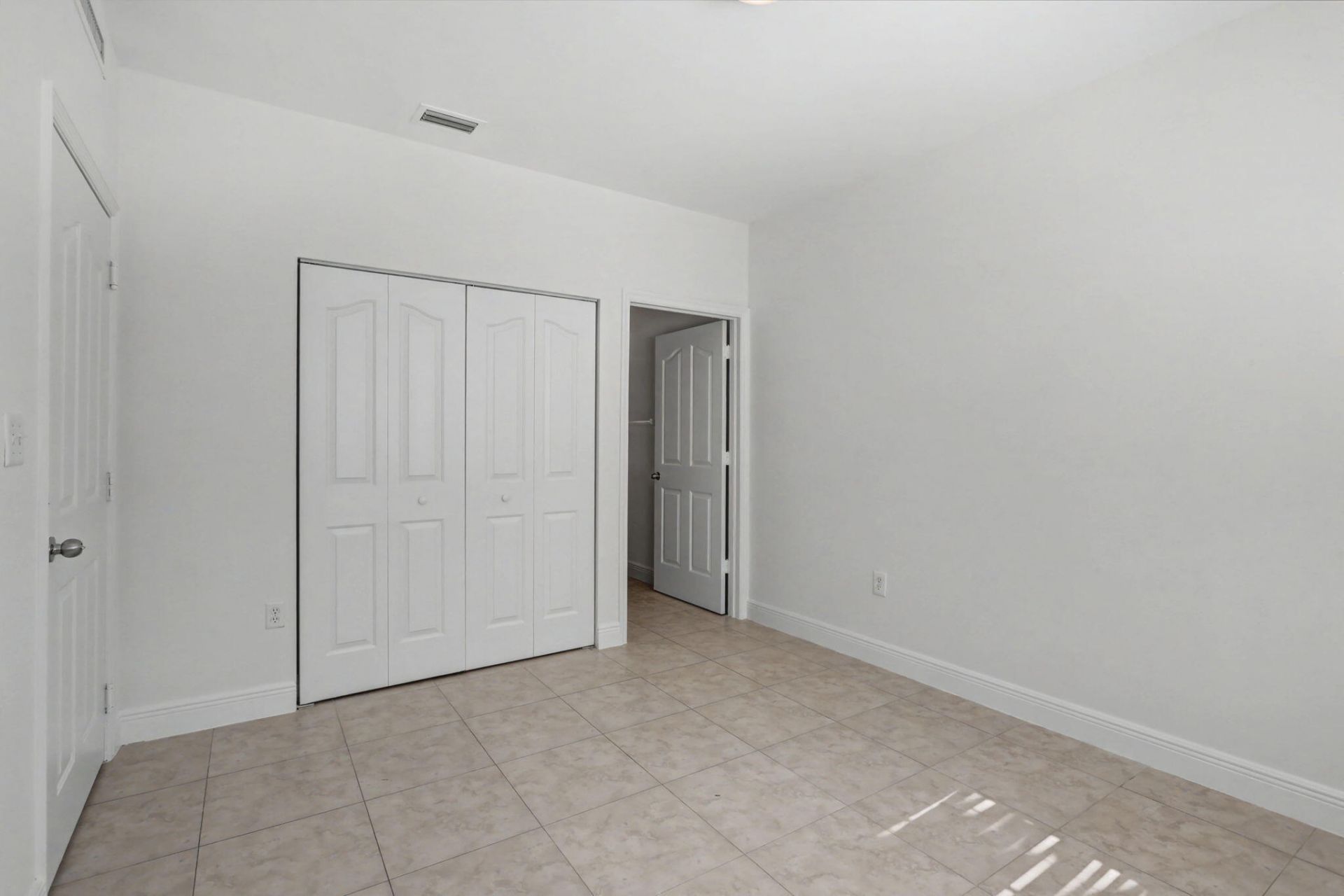 350 NE 3rd Street, Unit 3-D, Delray Beach, FL 33444 Photo