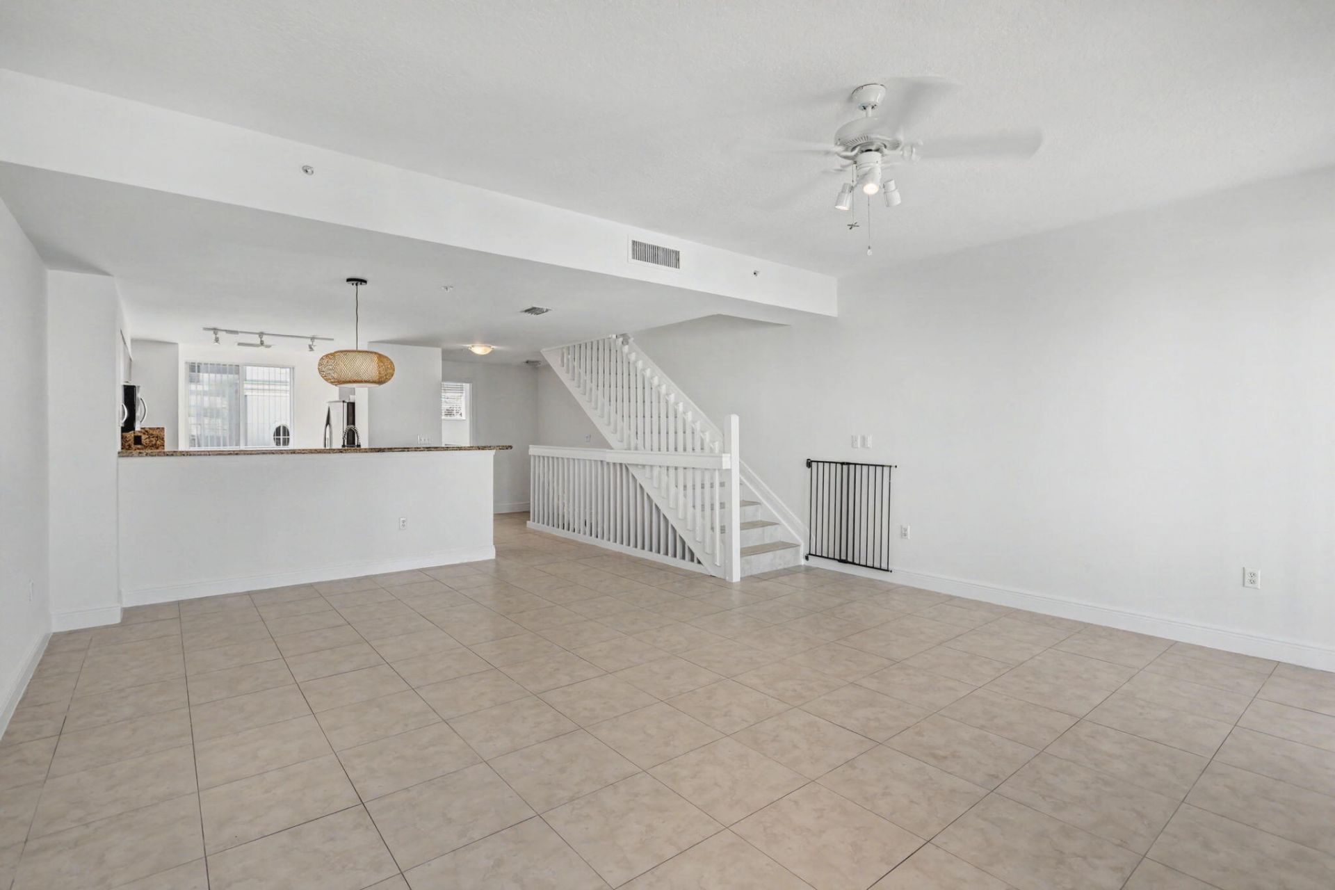 350 NE 3rd Street, Unit 3-D, Delray Beach, FL 33444 Photo