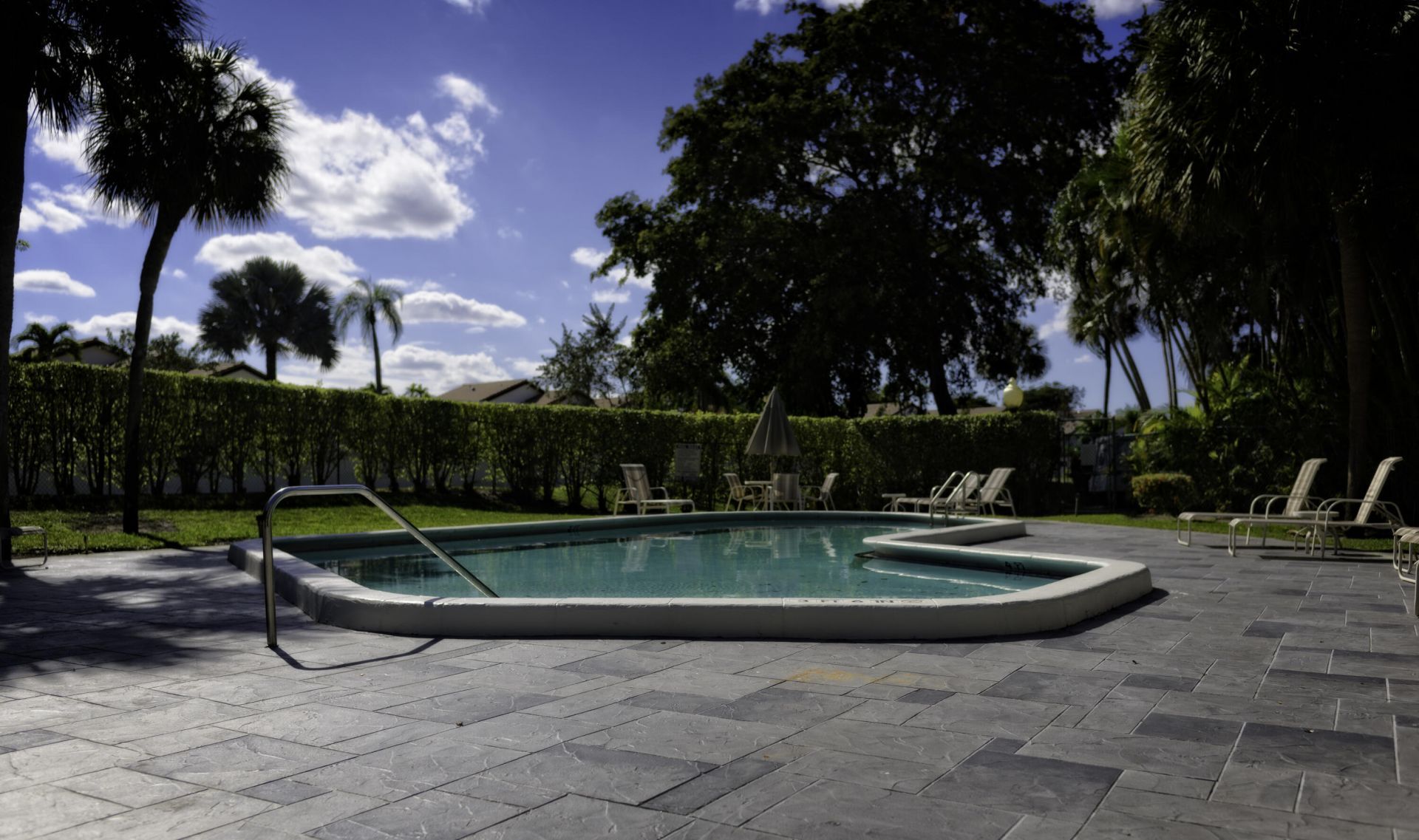 6595 Parkview Drive, Unit F, Boca Raton, FL 33433 Photo