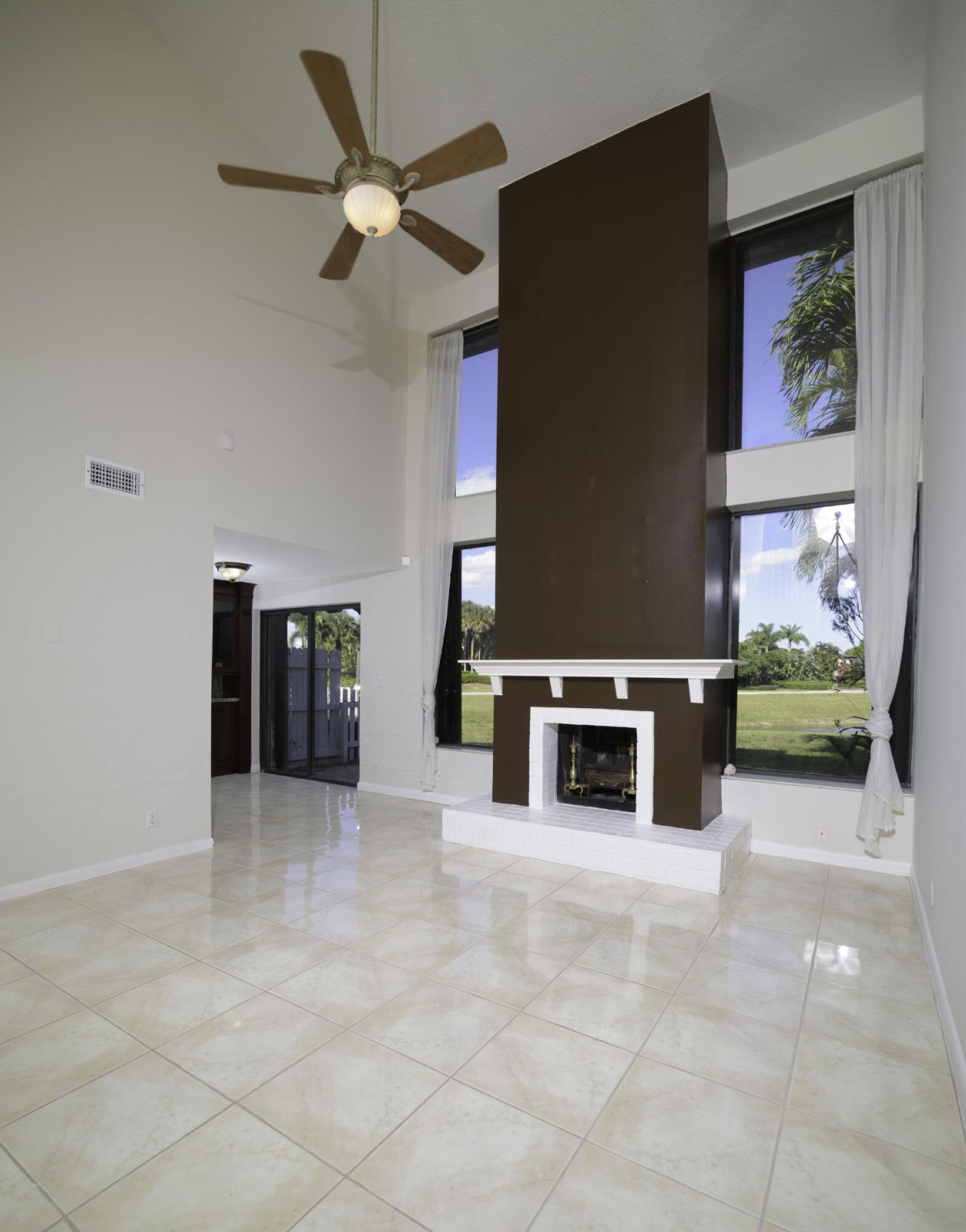 6595 Parkview Drive, Unit F, Boca Raton, FL 33433 Photo